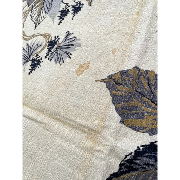 Vintage 1940s Salvaged Barkcloth Curtain Fabric Panels Floral Pagoda Houses - Picture 10 of 16